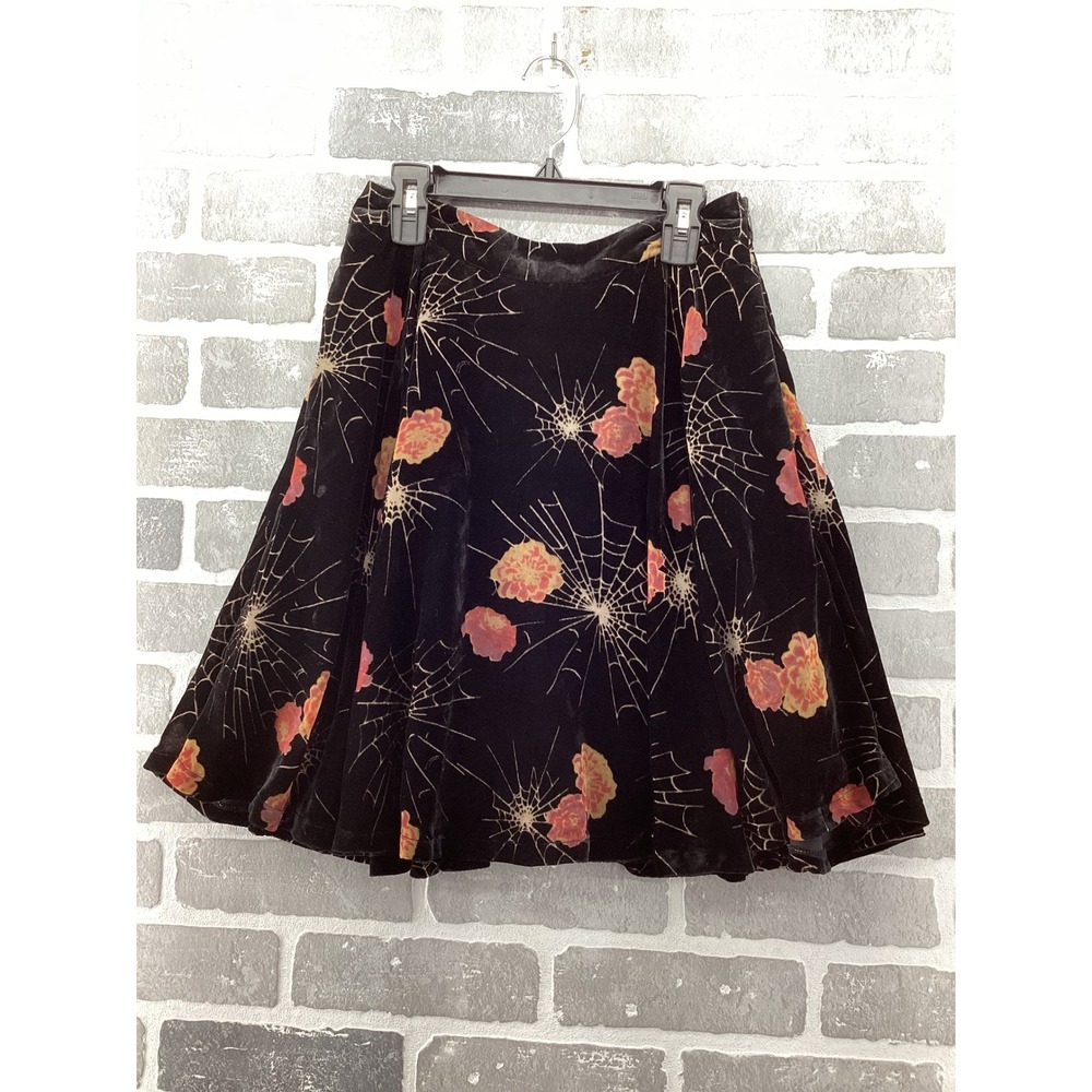 ModCloth Black Velvet Spider Web Floral Mini Skirt Halloween Goth Womens Size 2